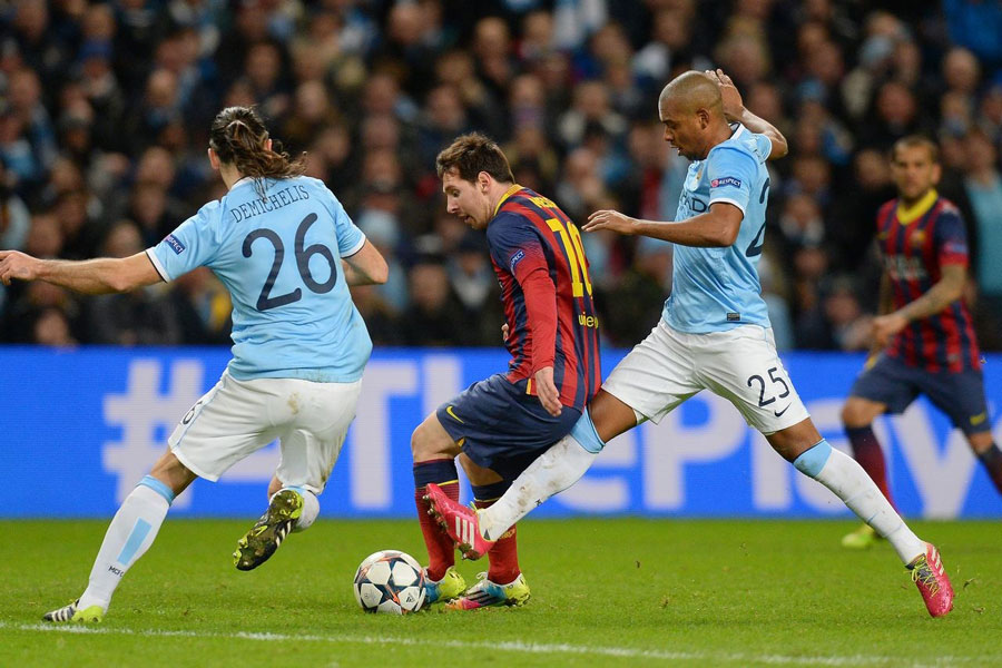 欧冠淘汰赛前瞻：曼联对阵巴黎,