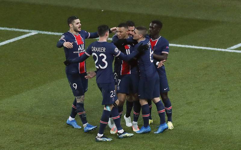 贝克汉姆发文庆祝球队夺冠，妻子、儿子、女儿齐现身，38岁梅西再创传奇